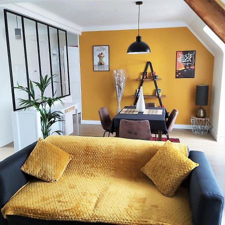"Un Air De Jazz" Appartement T2 En Plein Centre-Ville Renove Кутанс Екстериор снимка
